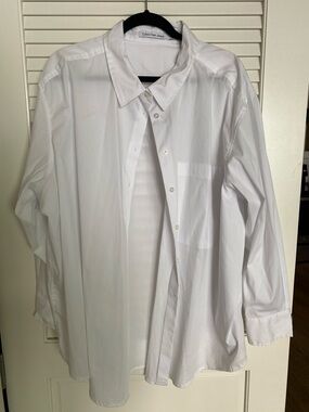 Calvin Klein Jeans White Button-Down Shirt - Women's Classic Collar